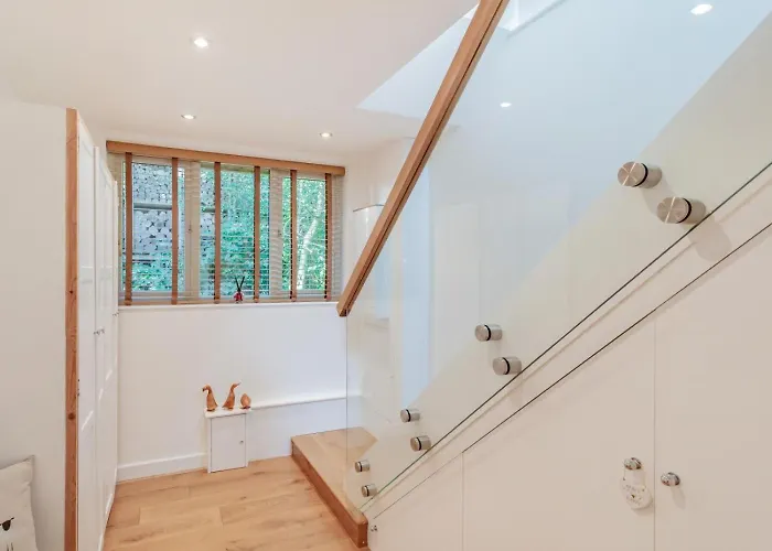 1 Bed In Harrogate Oc-93258 *